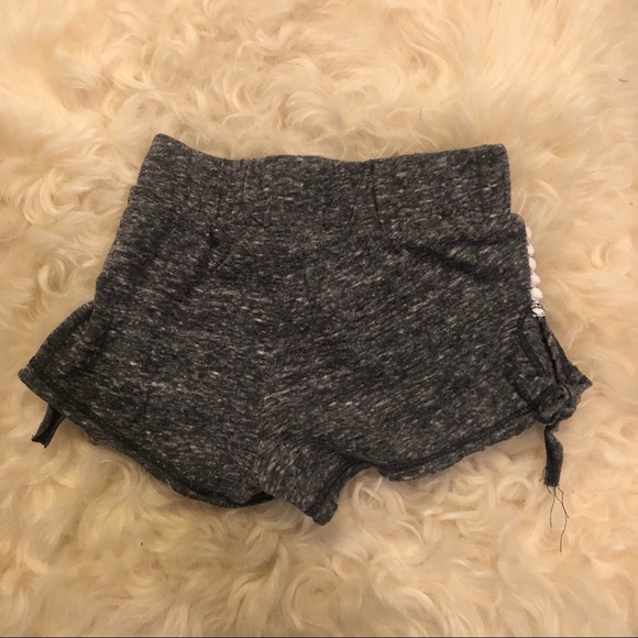 Miki Miette Shorts - Picture 3 of 4